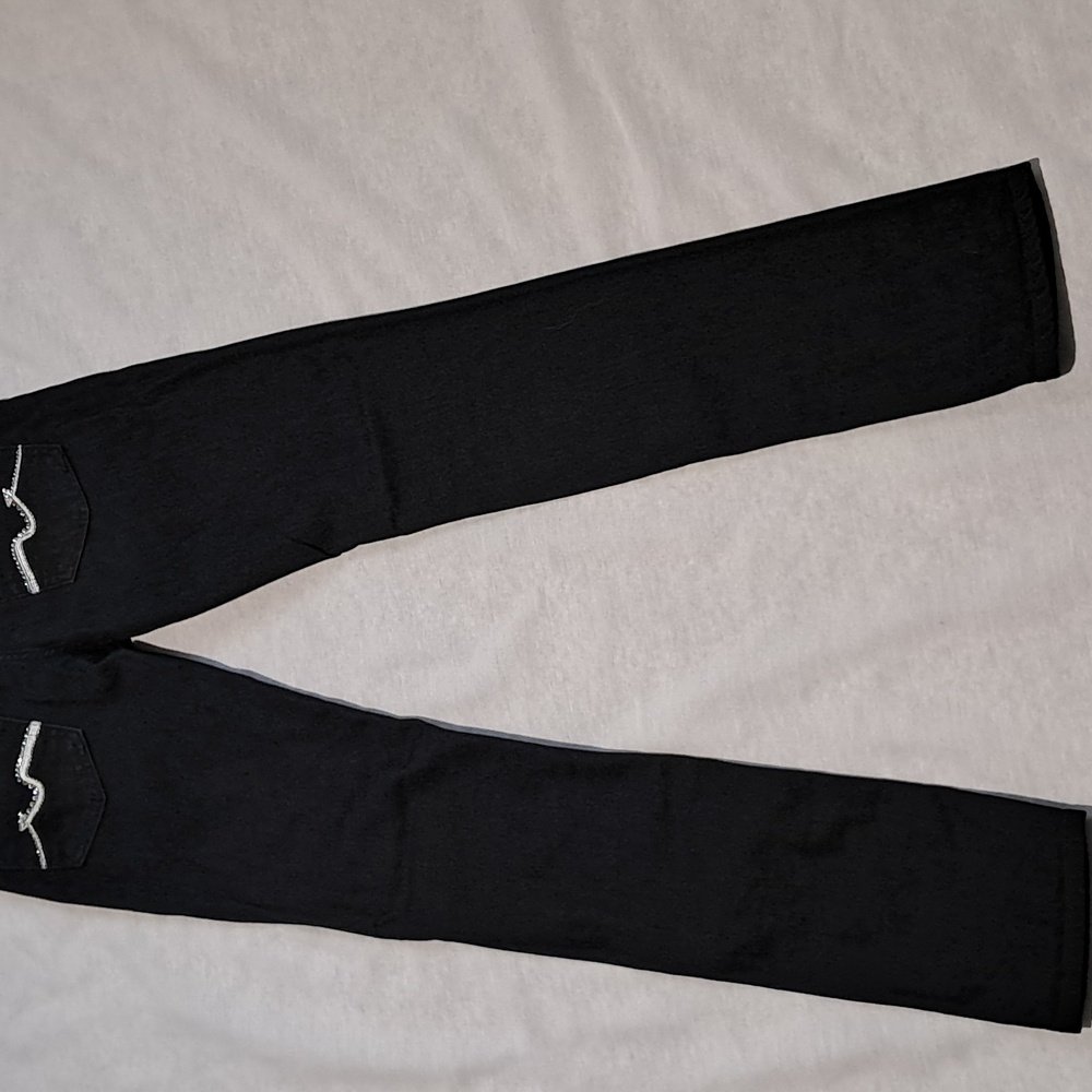 7 For All Mankind Roxanne jeans with Crystal back Pockets. Black. Size 26. - Picture 12 of 13